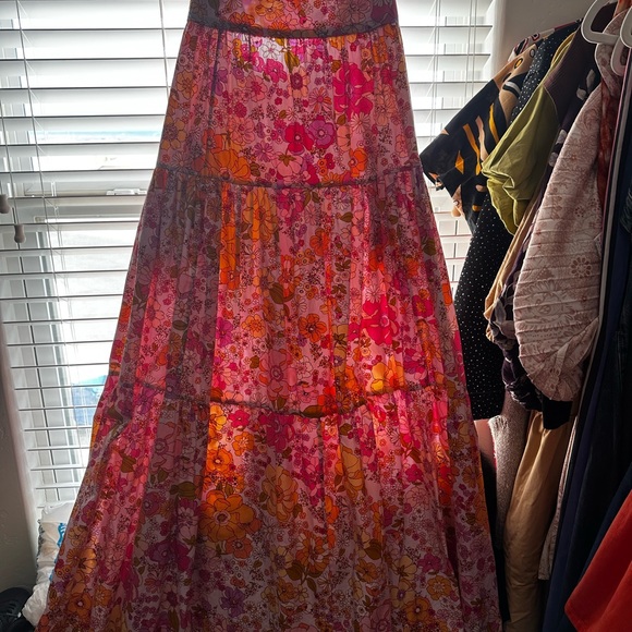 Floral Pink and Orange Maxi Dress - Picture 5 of 5